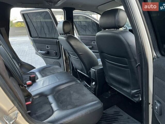 Серый Ленд Ровер Фрилендер, объемом двигателя 2.5 л и пробегом 260 тыс. км за 4499 $, фото 28 на Automoto.ua