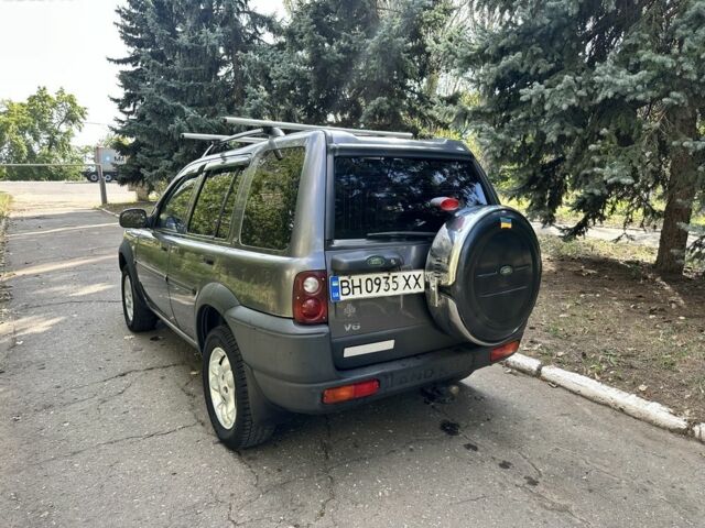 Сірий Ленд Ровер Freelander, об'ємом двигуна 2.5 л та пробігом 250 тис. км за 3206 $, фото 3 на Automoto.ua