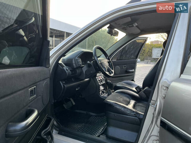 Ленд Ровер Фрилендер 2002 в Каменце-Подольском на Automoto.ua Серый Ленд Ровер Фрилендер, объемом двигателя 2.5 л и пробегом 257 тыс. км за 4999 $, фото 24 на Automoto.ua