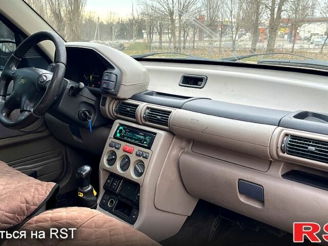 Сірий Ленд Ровер Freelander, об'ємом двигуна 2 л та пробігом 219 тис. км за 4200 $, фото 8 на Automoto.ua
