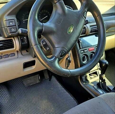 Сірий Ленд Ровер Freelander, об'ємом двигуна 2 л та пробігом 380 тис. км за 5700 $, фото 4 на Automoto.ua