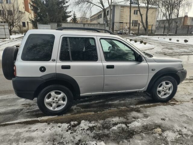 Серый Ленд Ровер Фрилендер, объемом двигателя 2 л и пробегом 300 тыс. км за 4200 $, фото 5 на Automoto.ua