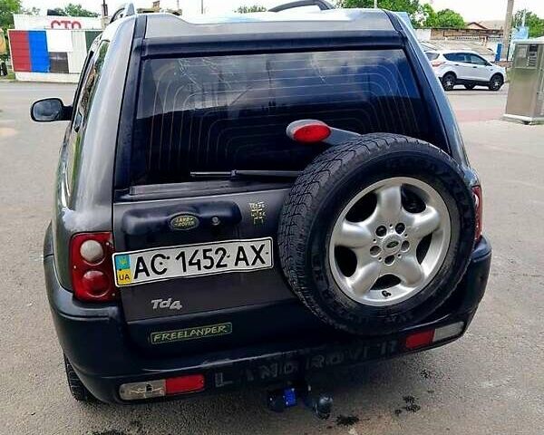 Серый Ленд Ровер Фрилендер, объемом двигателя 2 л и пробегом 167 тыс. км за 3500 $, фото 1 на Automoto.ua