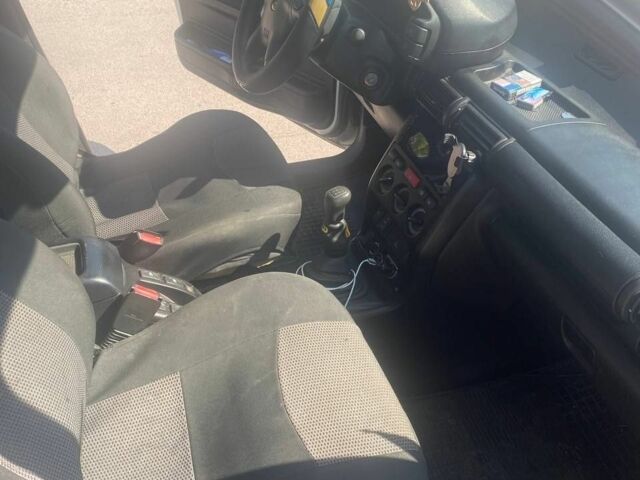 Сірий Ленд Ровер Freelander, об'ємом двигуна 2 л та пробігом 350 тис. км за 3248 $, фото 4 на Automoto.ua
