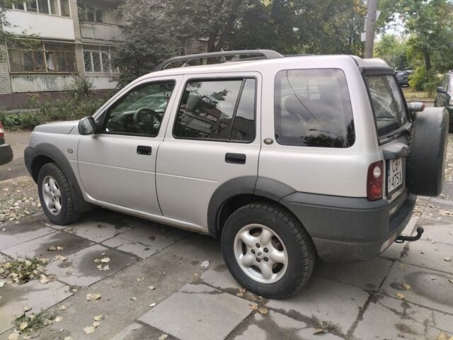 Сірий Ленд Ровер Freelander, об'ємом двигуна 2 л та пробігом 350 тис. км за 3201 $, фото 5 на Automoto.ua