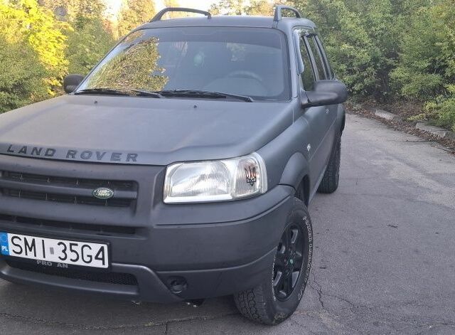 Серый Ленд Ровер Фрилендер, объемом двигателя 2 л и пробегом 200 тыс. км за 3632 $, фото 1 на Automoto.ua