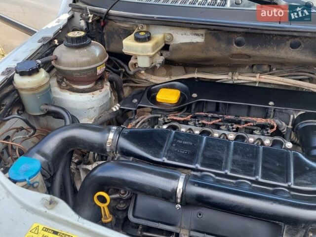 Сірий Ленд Ровер Freelander, об'ємом двигуна 1.95 л та пробігом 170 тис. км за 5800 $, фото 25 на Automoto.ua