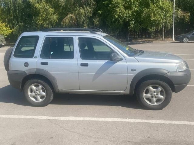 Сірий Ленд Ровер Freelander, об'ємом двигуна 2 л та пробігом 350 тис. км за 3248 $, фото 1 на Automoto.ua