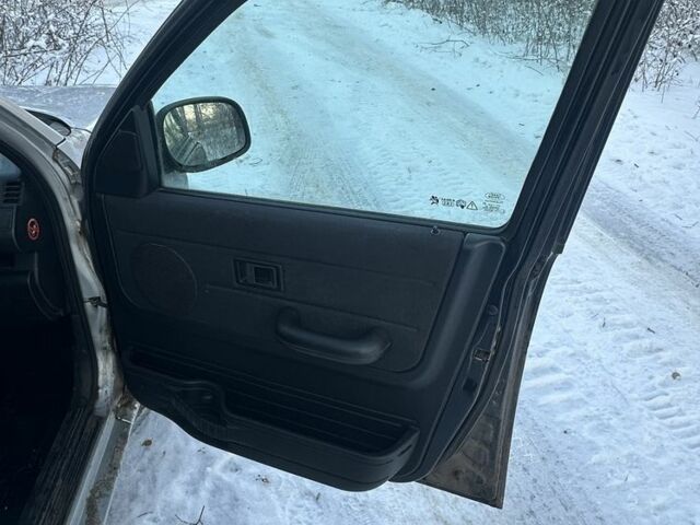 Сірий Ленд Ровер Freelander, об'ємом двигуна 2 л та пробігом 392 тис. км за 3200 $, фото 5 на Automoto.ua