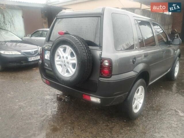 Серый Ленд Ровер Фрилендер, объемом двигателя 1.95 л и пробегом 186 тыс. км за 5300 $, фото 3 на Automoto.ua