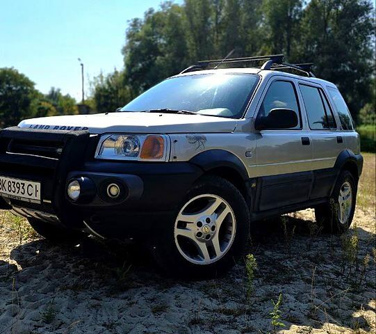 Сірий Ленд Ровер Freelander, об'ємом двигуна 2 л та пробігом 380 тис. км за 5700 $, фото 1 на Automoto.ua