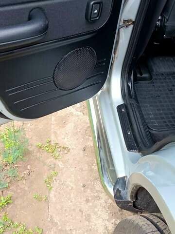 Сірий Ленд Ровер Freelander, об'ємом двигуна 1.8 л та пробігом 388 тис. км за 5200 $, фото 3 на Automoto.ua