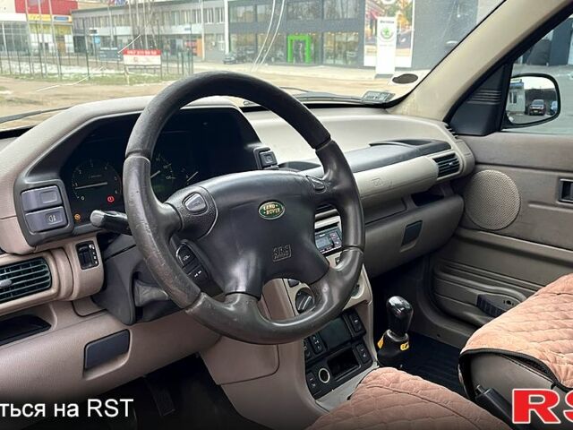 Сірий Ленд Ровер Freelander, об'ємом двигуна 2 л та пробігом 219 тис. км за 4200 $, фото 7 на Automoto.ua