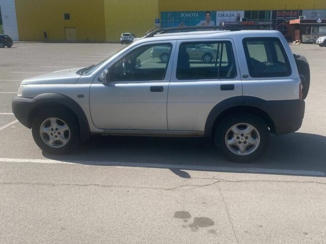 Сірий Ленд Ровер Freelander, об'ємом двигуна 2 л та пробігом 350 тис. км за 3248 $, фото 10 на Automoto.ua