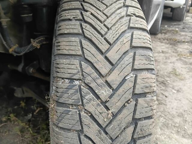 Серый Ленд Ровер Фрилендер, объемом двигателя 2 л и пробегом 200 тыс. км за 2800 $, фото 11 на Automoto.ua