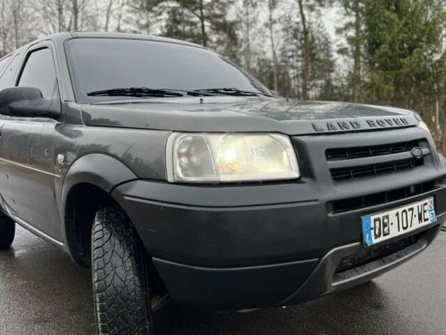 Серый Ленд Ровер Фрилендер, объемом двигателя 2 л и пробегом 279 тыс. км за 2800 $, фото 2 на Automoto.ua