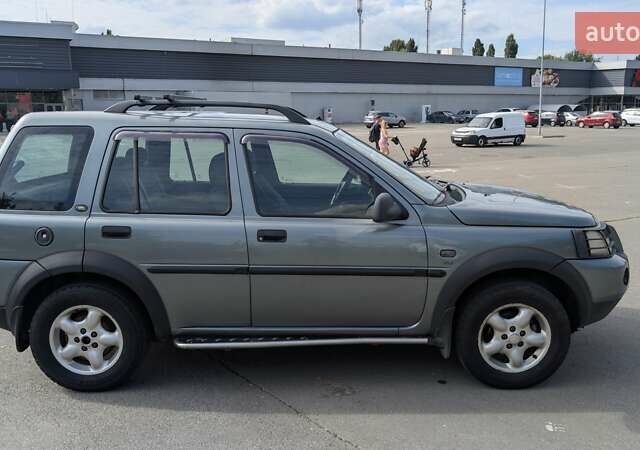 Сірий Ленд Ровер Freelander, об'ємом двигуна 2 л та пробігом 189 тис. км за 5500 $, фото 3 на Automoto.ua
