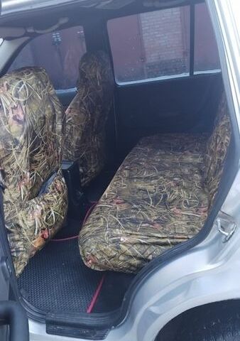 Серый Ленд Ровер Фрилендер, объемом двигателя 1.8 л и пробегом 258 тыс. км за 6300 $, фото 3 на Automoto.ua