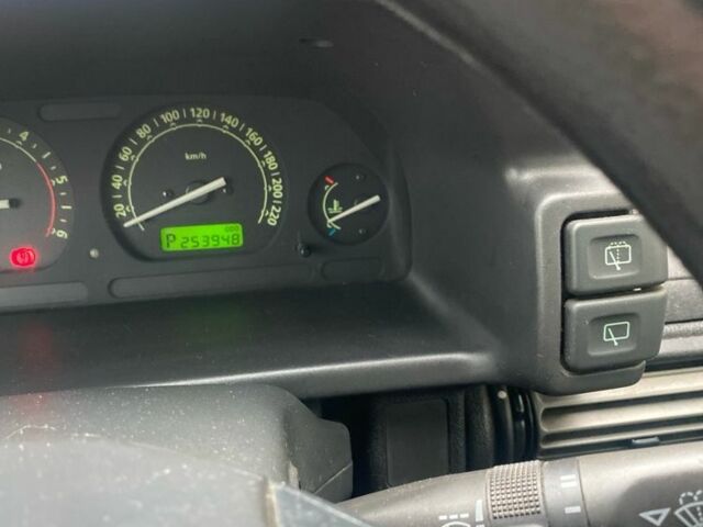 Сірий Ленд Ровер Freelander, об'ємом двигуна 2 л та пробігом 255 тис. км за 7200 $, фото 3 на Automoto.ua