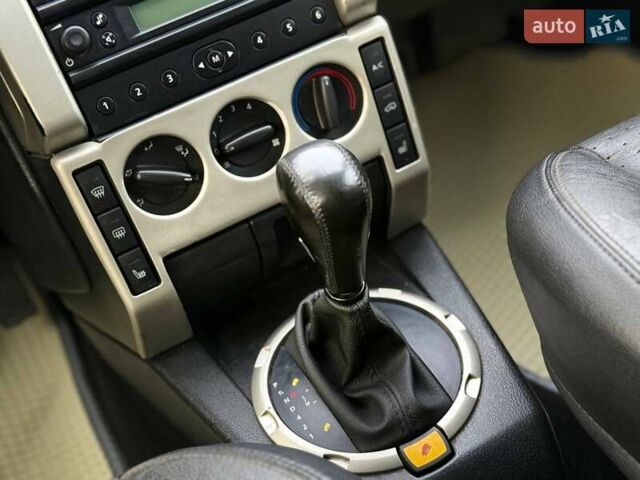 Серый Ленд Ровер Фрилендер, объемом двигателя 2.5 л и пробегом 227 тыс. км за 6799 $, фото 23 на Automoto.ua