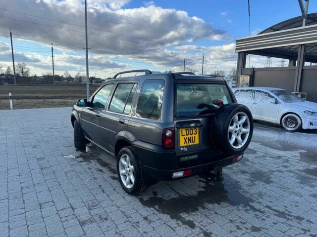 Сірий Ленд Ровер Freelander, об'ємом двигуна 2.2 л та пробігом 190 тис. км за 3025 $, фото 4 на Automoto.ua