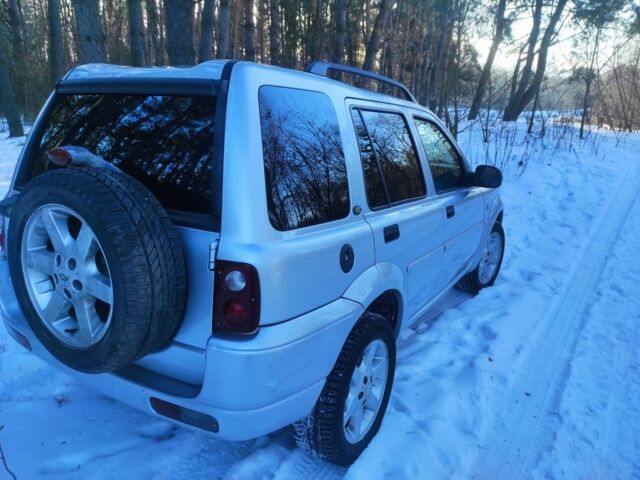 Серый Ленд Ровер Фрилендер, объемом двигателя 2 л и пробегом 290 тыс. км за 2100 $, фото 8 на Automoto.ua