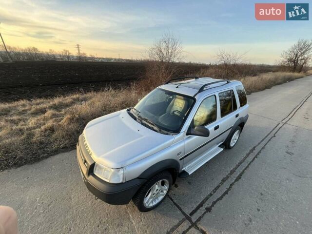 Сірий Ленд Ровер Freelander, об'ємом двигуна 2 л та пробігом 138 тис. км за 6600 $, фото 2 на Automoto.ua