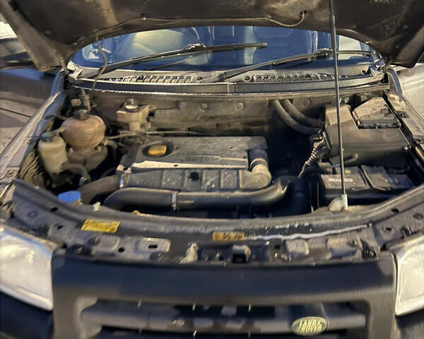 Серый Ленд Ровер Фрилендер, объемом двигателя 1.95 л и пробегом 270 тыс. км за 3500 $, фото 13 на Automoto.ua