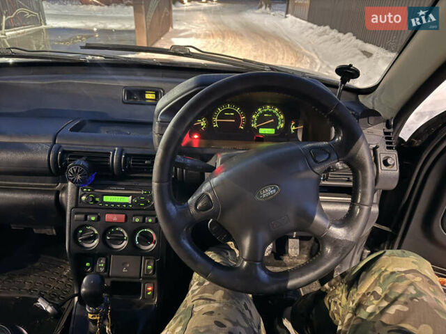 Серый Ленд Ровер Фрилендер, объемом двигателя 1.95 л и пробегом 270 тыс. км за 3500 $, фото 12 на Automoto.ua