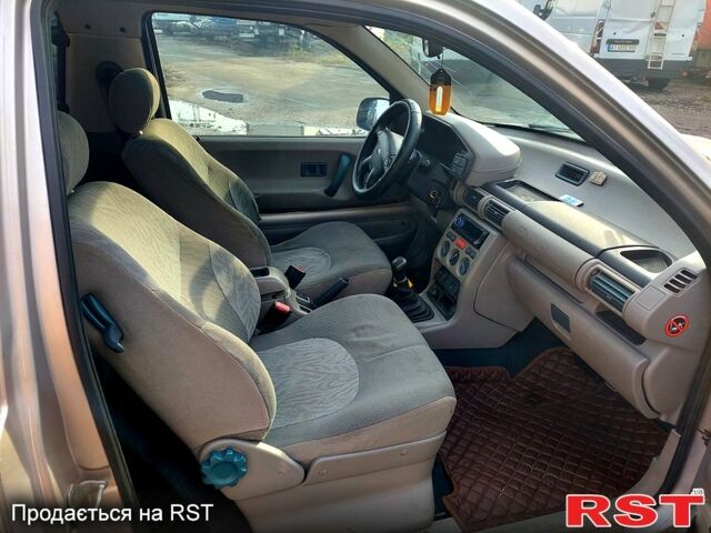 Серый Ленд Ровер Фрилендер, объемом двигателя 2 л и пробегом 300 тыс. км за 2750 $, фото 5 на Automoto.ua