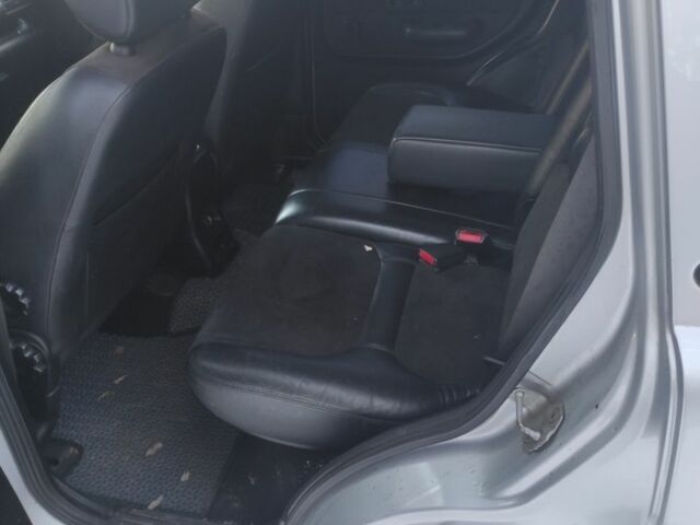 Серый Ленд Ровер Фрилендер, объемом двигателя 2 л и пробегом 290 тыс. км за 2100 $, фото 10 на Automoto.ua