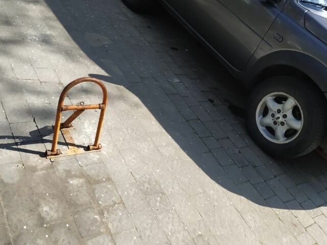 Серый Ленд Ровер Фрилендер, объемом двигателя 2 л и пробегом 150 тыс. км за 2900 $, фото 1 на Automoto.ua