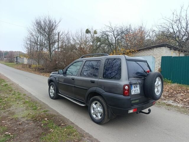 Серый Ленд Ровер Фрилендер, объемом двигателя 1.8 л и пробегом 245 тыс. км за 2800 $, фото 3 на Automoto.ua