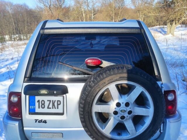 Серый Ленд Ровер Фрилендер, объемом двигателя 2 л и пробегом 290 тыс. км за 2100 $, фото 6 на Automoto.ua