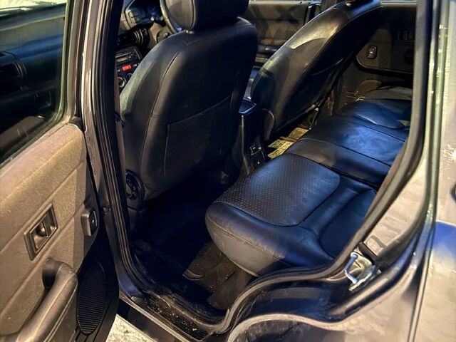 Сірий Ленд Ровер Freelander, об'ємом двигуна 2 л та пробігом 270 тис. км за 3500 $, фото 9 на Automoto.ua