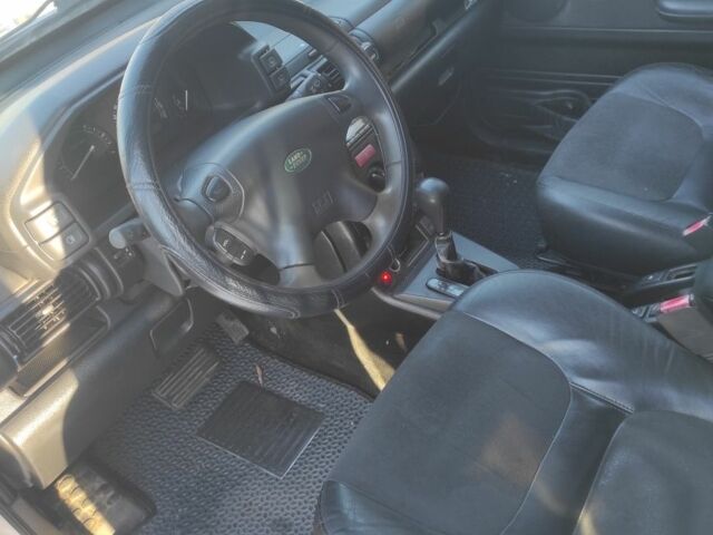 Серый Ленд Ровер Фрилендер, объемом двигателя 2 л и пробегом 290 тыс. км за 2100 $, фото 11 на Automoto.ua