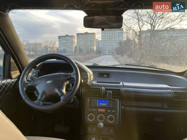 Сірий Ленд Ровер Freelander, об'ємом двигуна 2 л та пробігом 138 тис. км за 6600 $, фото 15 на Automoto.ua