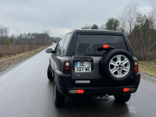 Серый Ленд Ровер Фрилендер, объемом двигателя 2 л и пробегом 279 тыс. км за 2800 $, фото 4 на Automoto.ua