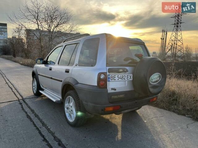 Сірий Ленд Ровер Freelander, об'ємом двигуна 2 л та пробігом 138 тис. км за 6600 $, фото 4 на Automoto.ua
