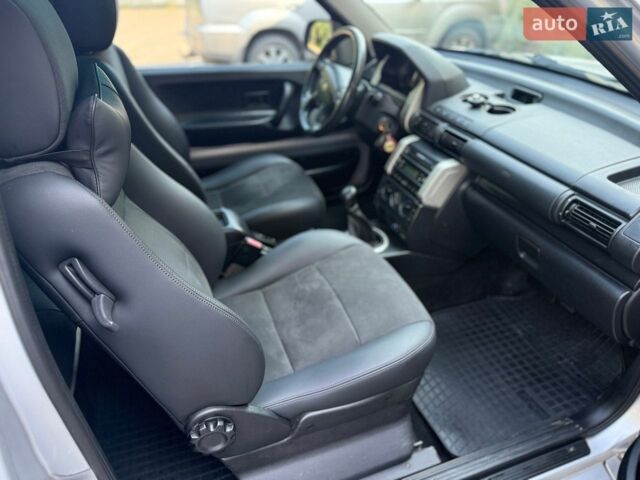 Сірий Ленд Ровер Freelander, об'ємом двигуна 1.95 л та пробігом 322 тис. км за 6850 $, фото 9 на Automoto.ua