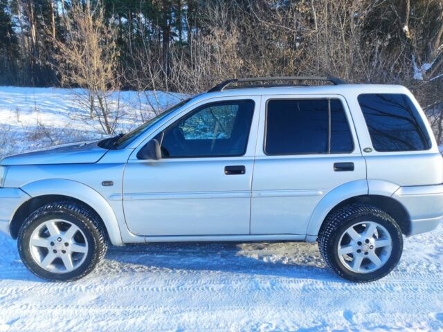 Серый Ленд Ровер Фрилендер, объемом двигателя 2 л и пробегом 290 тыс. км за 2100 $, фото 2 на Automoto.ua