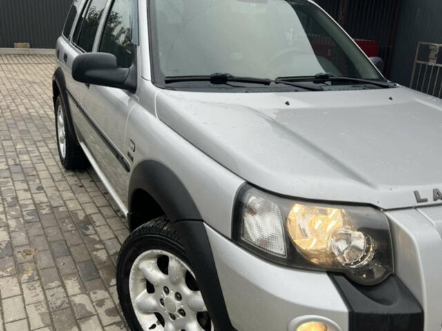 Сірий Ленд Ровер Freelander, об'ємом двигуна 2 л та пробігом 330 тис. км за 8800 $, фото 6 на Automoto.ua