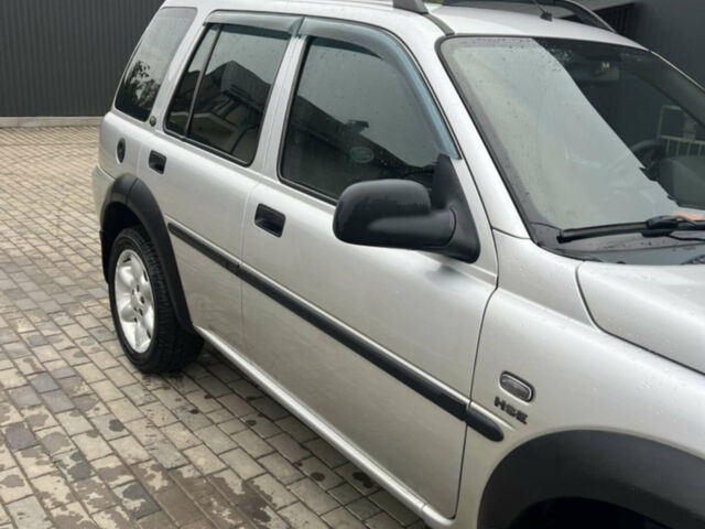 Сірий Ленд Ровер Freelander, об'ємом двигуна 2 л та пробігом 330 тис. км за 8800 $, фото 5 на Automoto.ua