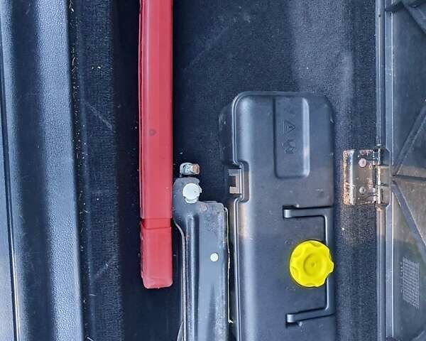 Серый Ленд Ровер Фрилендер, объемом двигателя 1.95 л и пробегом 309 тыс. км за 7300 $, фото 40 на Automoto.ua