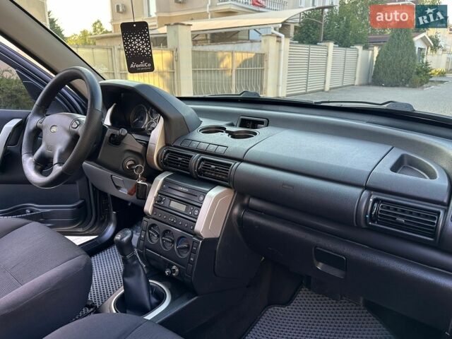 Сірий Ленд Ровер Freelander, об'ємом двигуна 2 л та пробігом 410 тис. км за 5200 $, фото 24 на Automoto.ua
