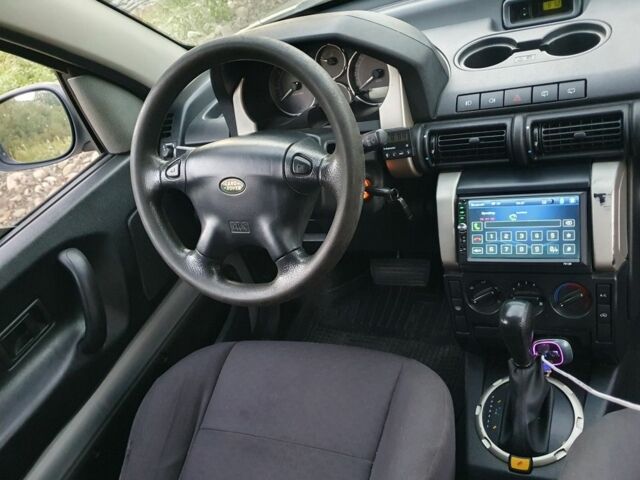 Сірий Ленд Ровер Freelander, об'ємом двигуна 2 л та пробігом 322 тис. км за 6205 $, фото 15 на Automoto.ua