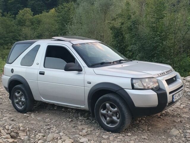 Сірий Ленд Ровер Freelander, об'ємом двигуна 2 л та пробігом 322 тис. км за 6205 $, фото 2 на Automoto.ua