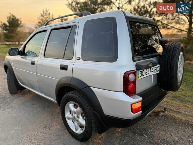 Серый Ленд Ровер Фрилендер, объемом двигателя 1.95 л и пробегом 323 тыс. км за 6000 $, фото 87 на Automoto.ua