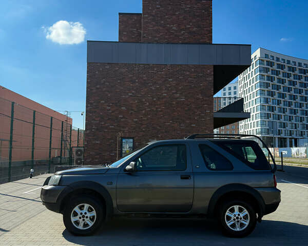 Сірий Ленд Ровер Freelander, об'ємом двигуна 1.95 л та пробігом 320 тис. км за 5900 $, фото 3 на Automoto.ua