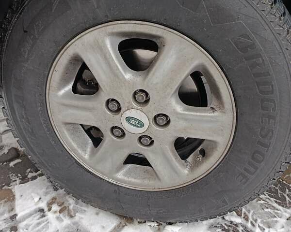 Сірий Ленд Ровер Freelander, об'ємом двигуна 2 л та пробігом 433 тис. км за 7000 $, фото 24 на Automoto.ua